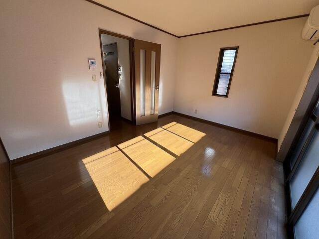 アゼリアハイツの居間・リビング