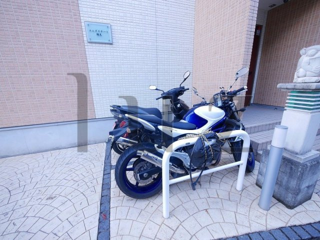 エムズステート鶴見 のその他共用部分|バイク置き場です