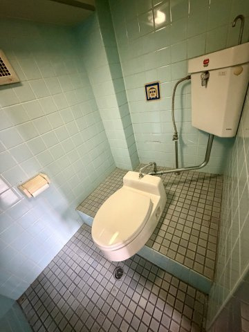 大阪市東淀川区東中島５丁目の店舗事務所のトイレ