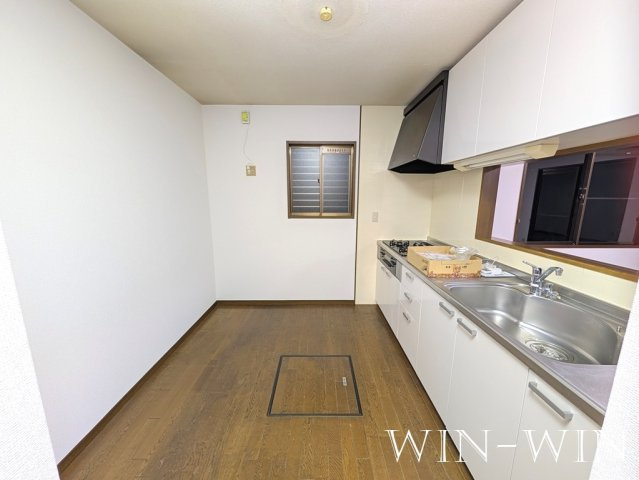 つつじが丘貸家群のキッチン|イメージ（同施工会社同一モデルの写真です）