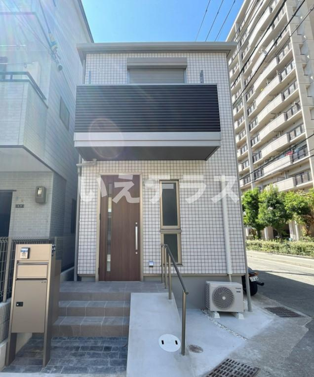 塚本通7丁目戸建貸家の外観