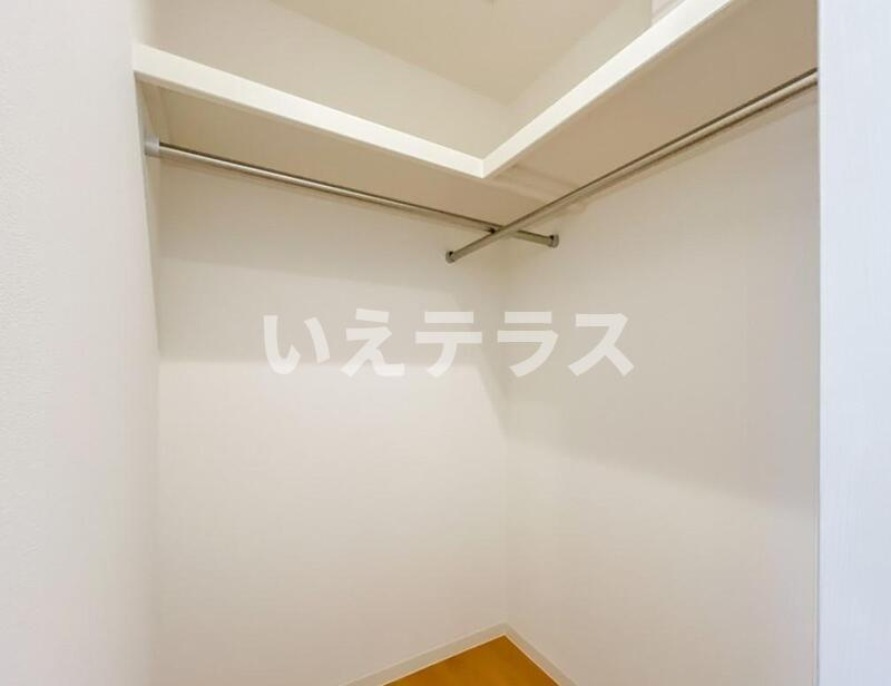 塚本通7丁目戸建貸家の収納