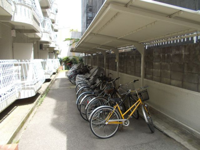 【その他共用部分】 | 新南千里マンション | 駐輪場