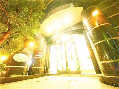 グリフィン川崎西口参番館の外観