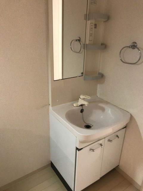 ホワイトヒルズ富士見台の洗面所|洗面所です