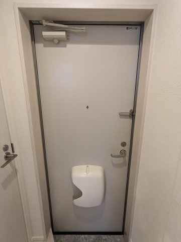 ハーモニーテラス伝馬町の玄関
