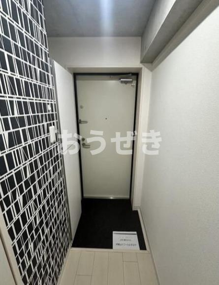 ＣＯＣＯＦＬＡＴ板橋の玄関