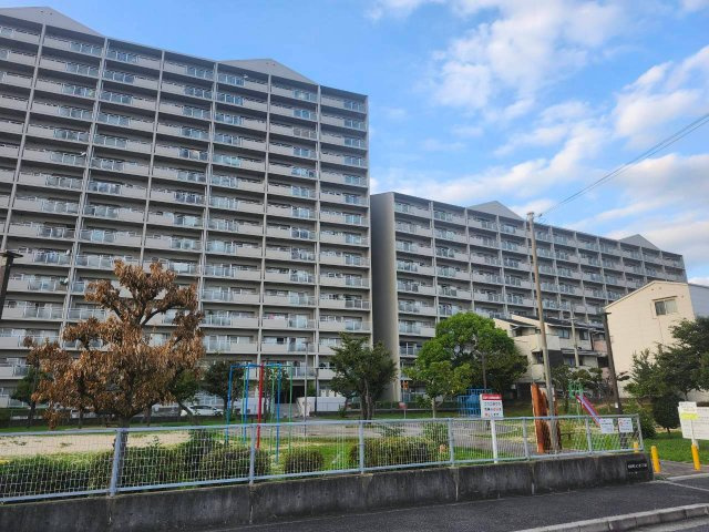 浅香山グリーンマンションの外観