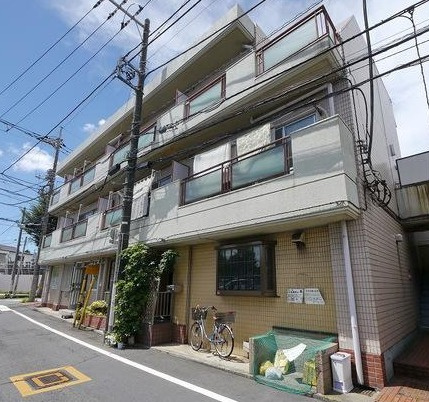 西東京市芝久保町４丁目の賃貸マンションの外観
