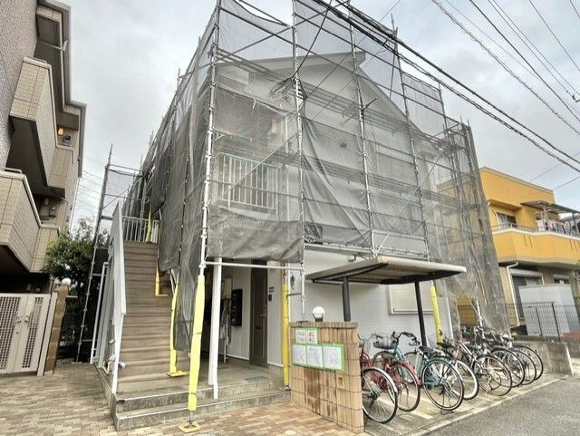 フォルス１２のエントランス