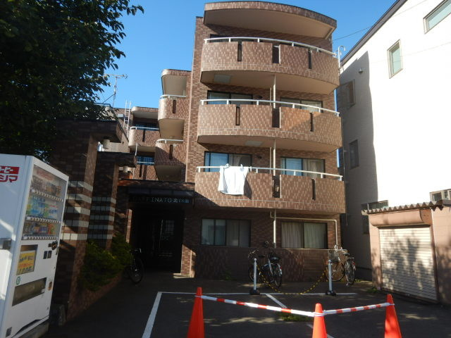 ラフィナート北１８条（旧クレステージ北１８条）