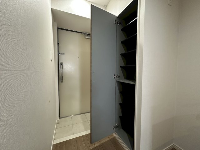 アルファコート東あずまの収納|※別部屋の参考写真です。