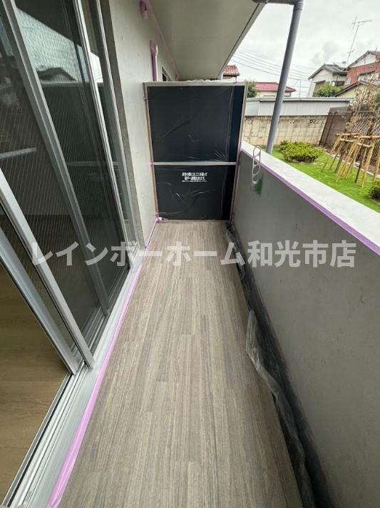 Impleos朝霞根岸台のバルコニー