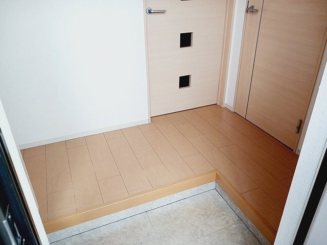 リバーサイドヒルの玄関