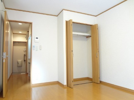 アンプルール　クラージュWestの寝室