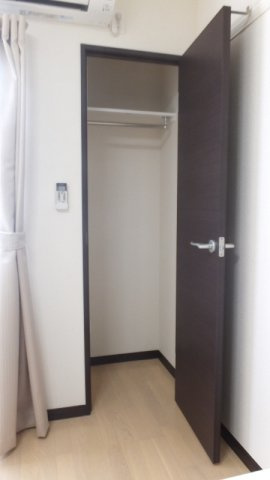 レオネクストクレセント梅里の内装