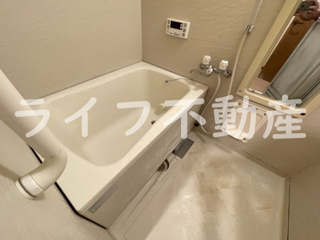 アルカンシェルの浴室|落ち着いた空間のお風呂です