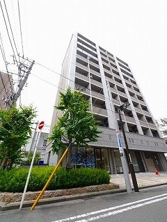 ウェルカーサ横浜関内の外観
