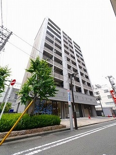 ウェルカーサ横浜関内の外観