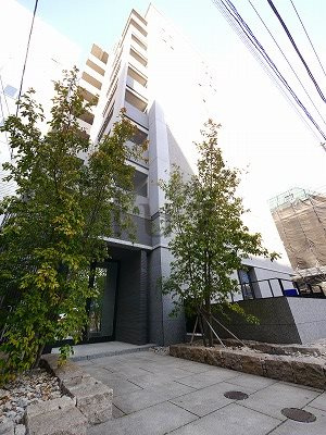 ウェルカーサ横浜関内の外観