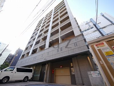 ウェルカーサ横浜関内の外観