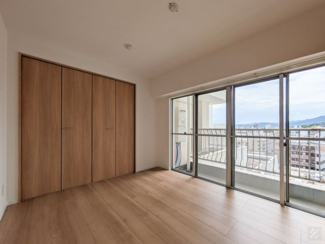 マンションアベニューの洋室