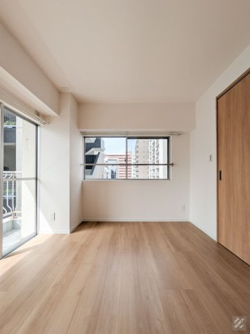 マンションアベニューの洋室