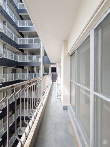 マンションアベニューのバルコニー