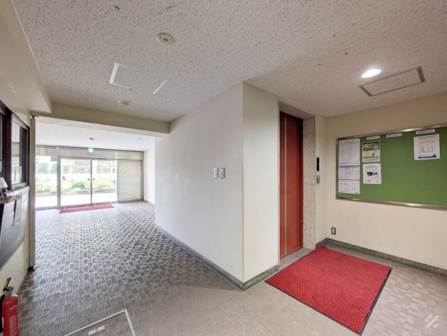 マンションアベニューのエントランス