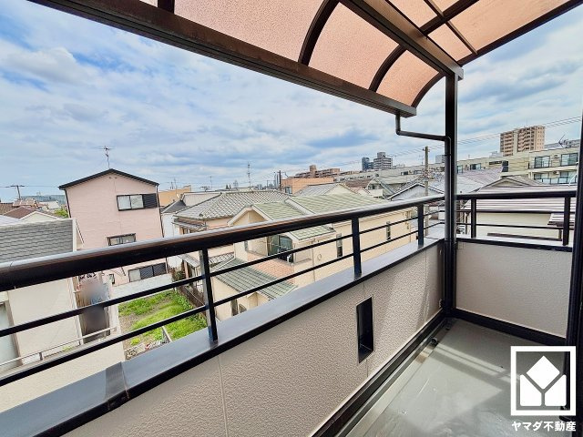 尼崎市西難波町４丁目のバルコニー