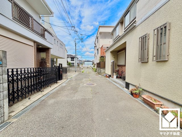 尼崎市西難波町４丁目の前面道路含む現地写真
