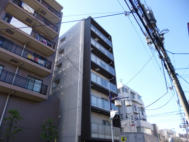 ラグジュアリーアパートメント王子神谷の外観|閑静な住宅地に立地しています