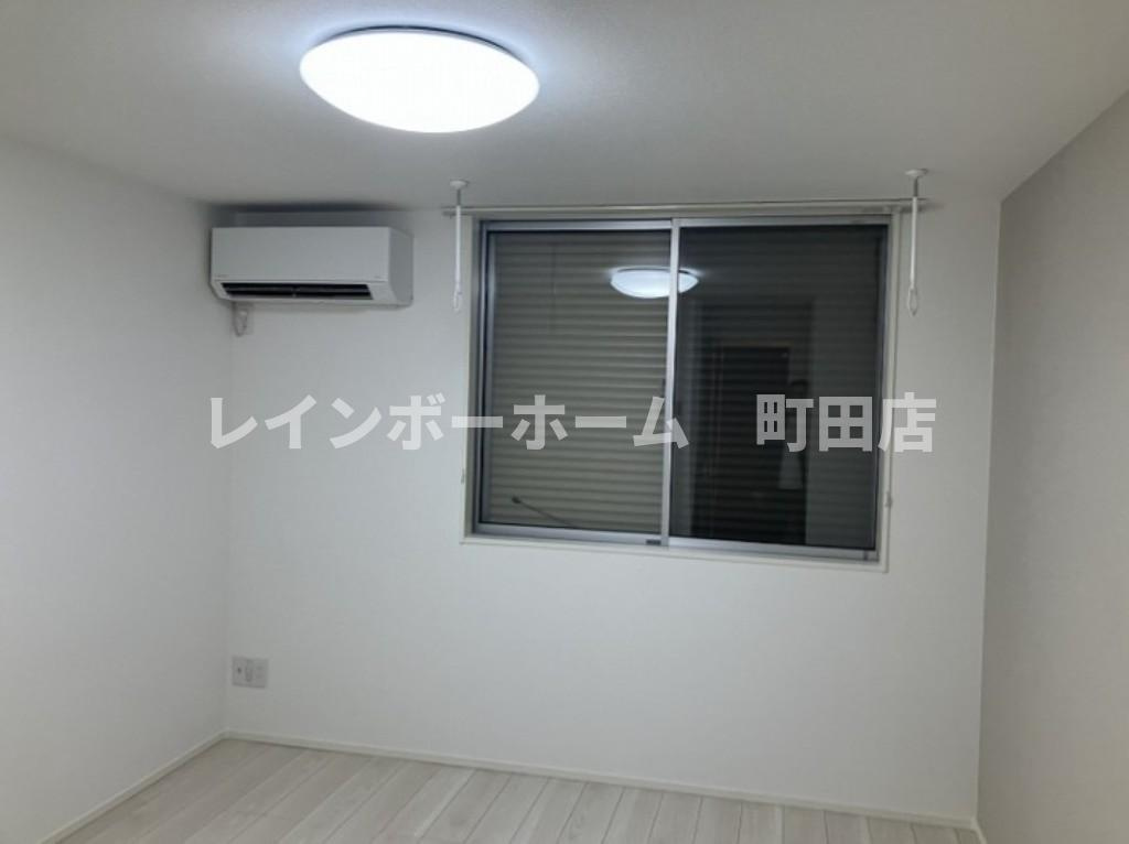 カインドネス小田急相模原南※初期費用分割あと払いサービス利用可能物件の居間・リビング