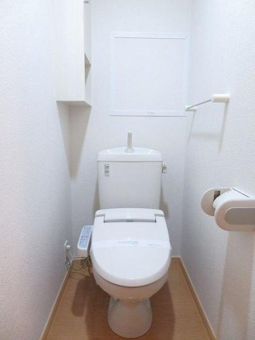 ローヤル　ヒルコートＭのトイレ|清潔感のあるトイレです