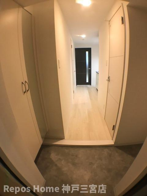 ボンニー元町の玄関