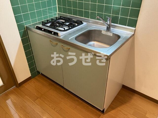 プリオール・オオフチのキッチン|別号室の写真です