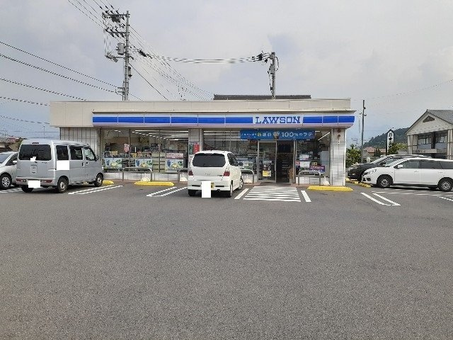 ブリアント・ベルⅡの周辺|ローソン新居浜西の土居町店まで550m