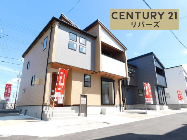 名古屋市南区砂口町の新築一戸建の前面道路含む現地写真|☆１号棟☆　　いつでも見学できます♪（お問合せ当日、平日、水曜、夜間でもＯＫ）　角地！　駐車２台！　長期優良住宅・　制震ダンパー搭載！　畳コーナー付リビング１９帖！　買い物施設徒歩５分圏内の好立地♪　