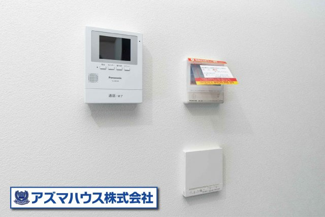 【設備】 | 堺市北区金岡町　中古戸建 | 【床暖房コントロールパネル】リビング・ダイニング・キッチンの3面床暖房が標準仕様！寒い冬も暖かくお過ごしいただけます。