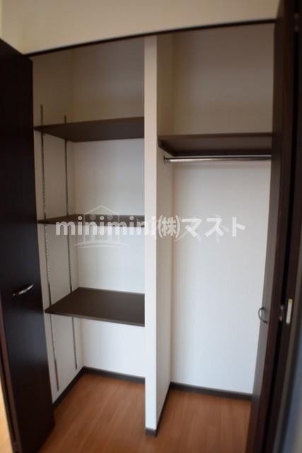 フレンシアノイエ難波南（旧グランシス難波南）の収納