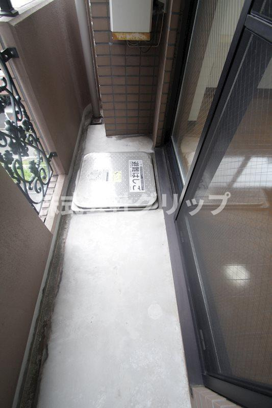 グリフィン横浜・桜木町参番館のバルコニー