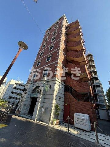 バロック神の外観