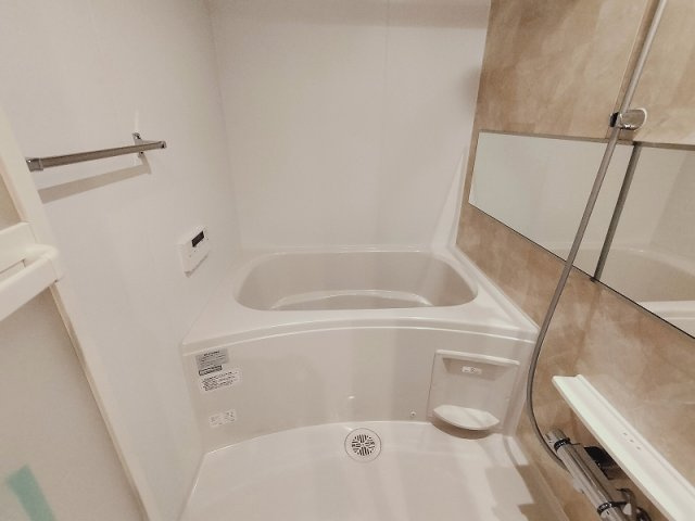 ルーチェ山王の浴室