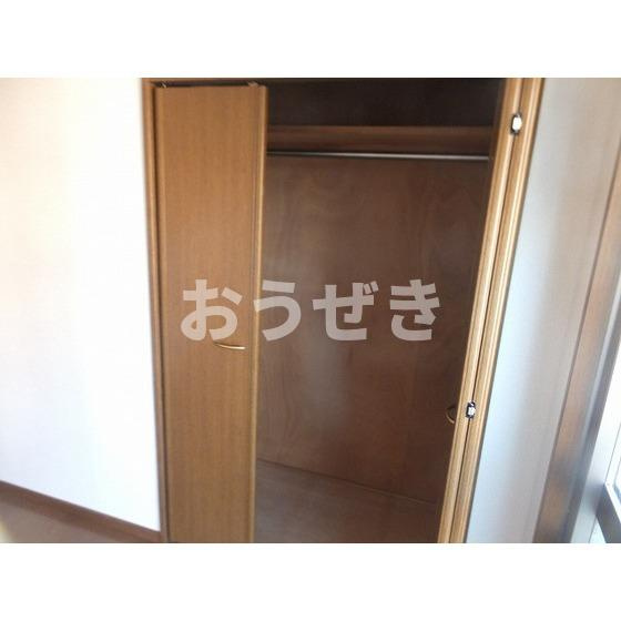 ＣＲＥＳＣＥＮＴ　ＭＯＴＯＮＥＳの収納|東京都庁まで1,571m
