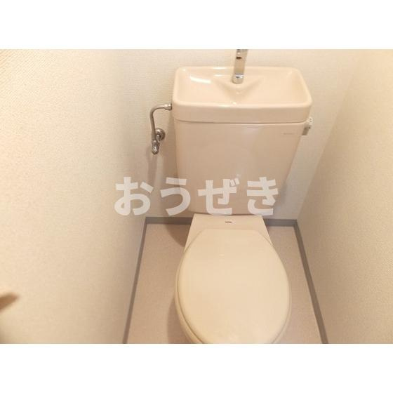 ＣＲＥＳＣＥＮＴ　ＭＯＴＯＮＥＳのトイレ|中野弥生郵便局まで188m