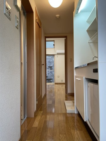 川崎市多摩区生田７丁目のアパートの玄関|別部屋参考