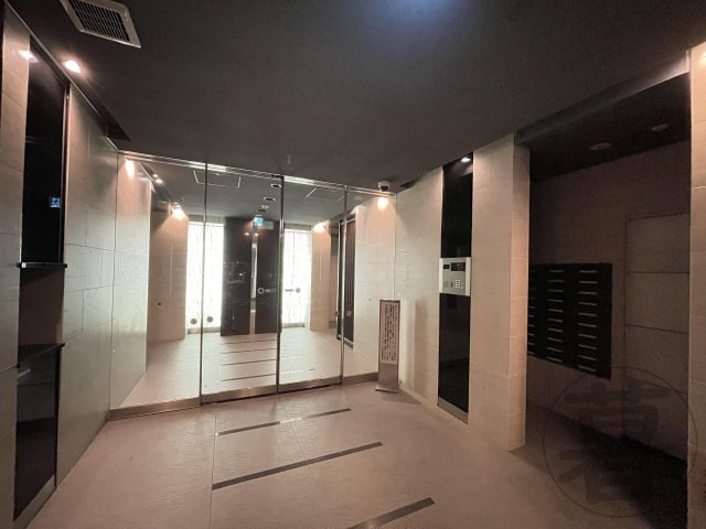グランド・ガーラ大森Ⅱのエントランス
