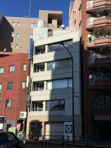 CBS練馬ビルの外観