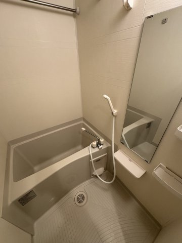 プレサンス久屋大通セントラルパークの浴室