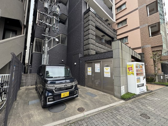 プレサンス久屋大通セントラルパークの駐車場